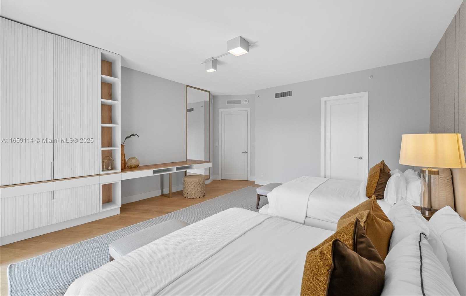 Small Image of 5242 FISHER ISLAND DR #5242, Miami Beach Number 53