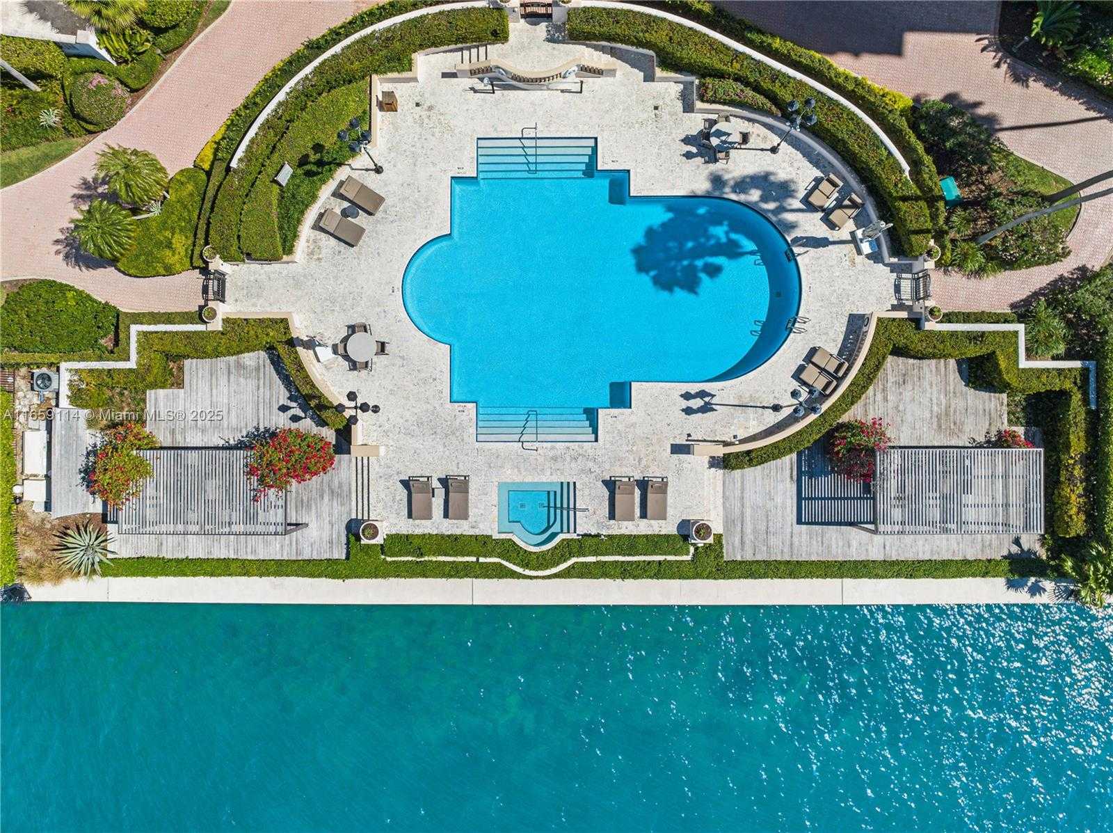 Small Image of 5242 FISHER ISLAND DR #5242, Miami Beach Number 58