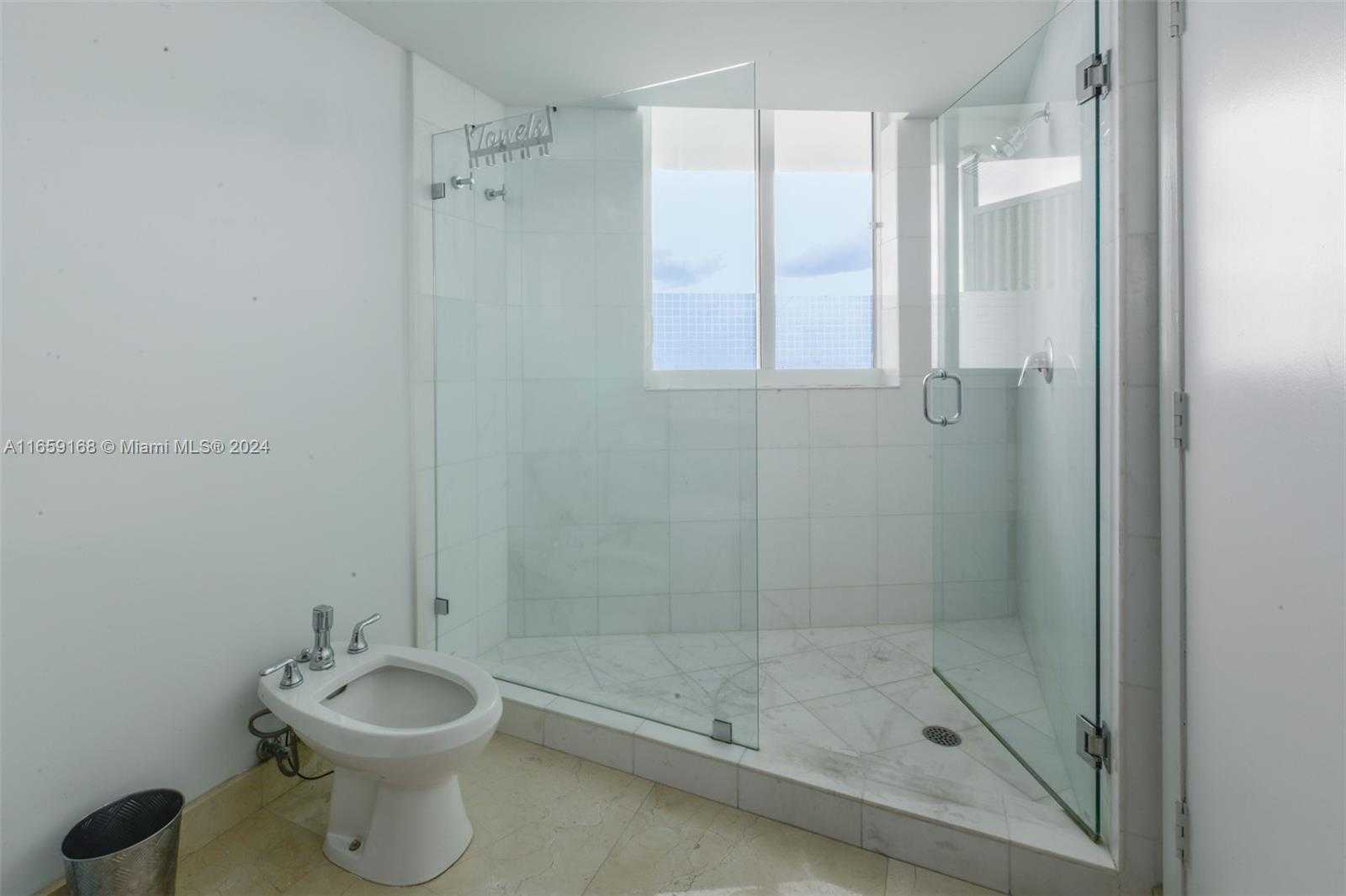 Small Image of 665 NORTH EAST 25TH ST #1704, Miami Number 15