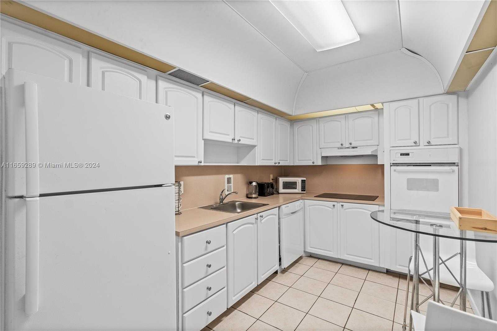 Small Image of 3801 SOUTH OCEAN DR #2Z, Hollywood Number 22