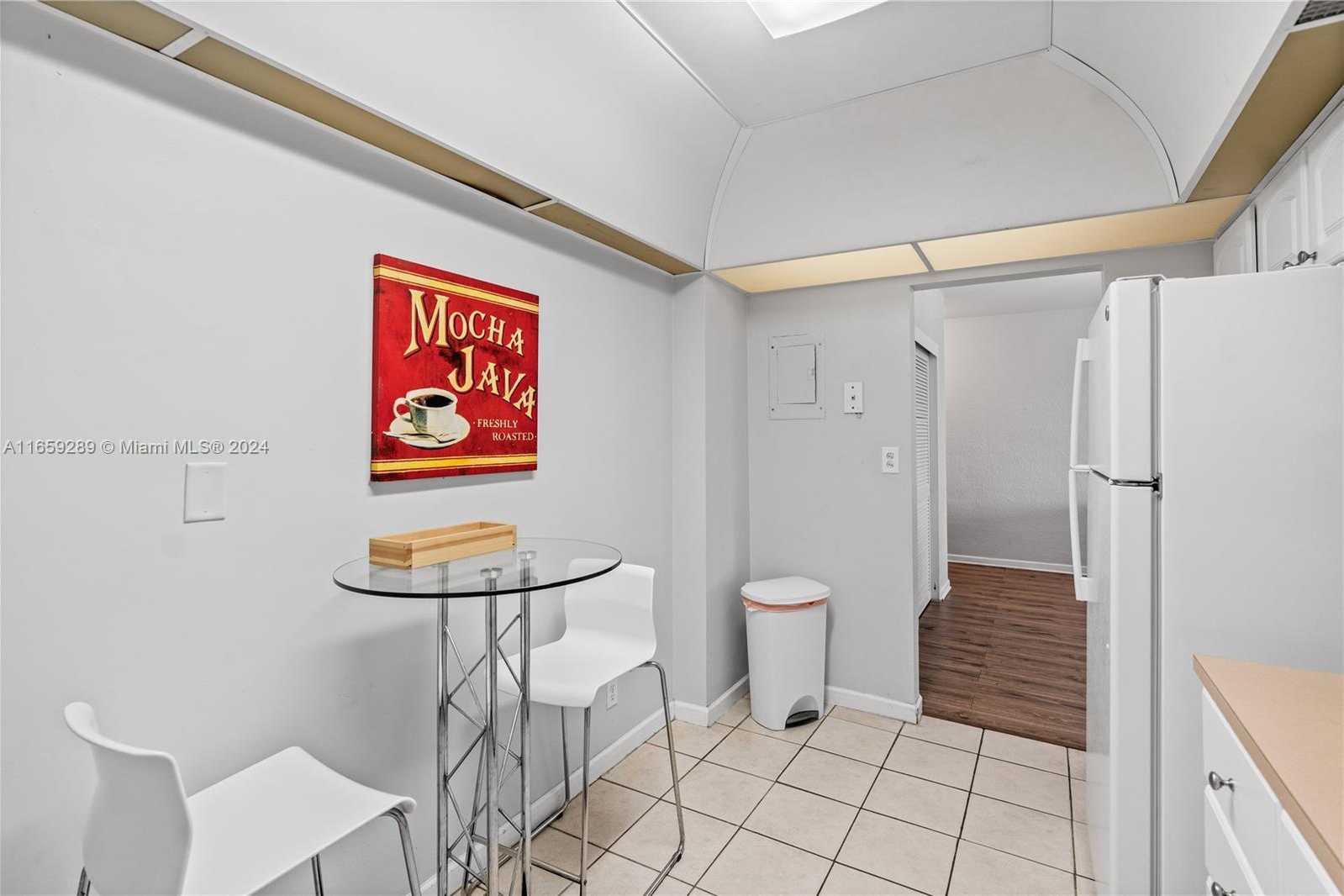 Small Image of 3801 SOUTH OCEAN DR #2Z, Hollywood Number 24