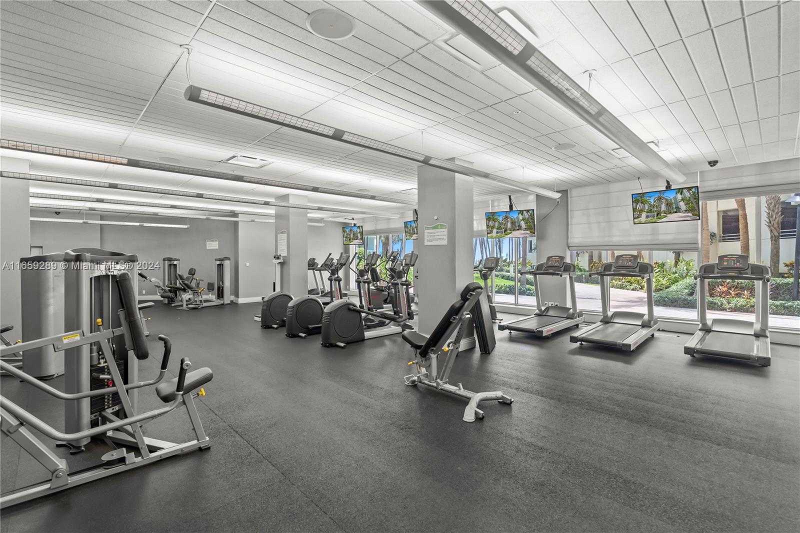 Small Image of 3801 SOUTH OCEAN DR #2Z, Hollywood Number 29