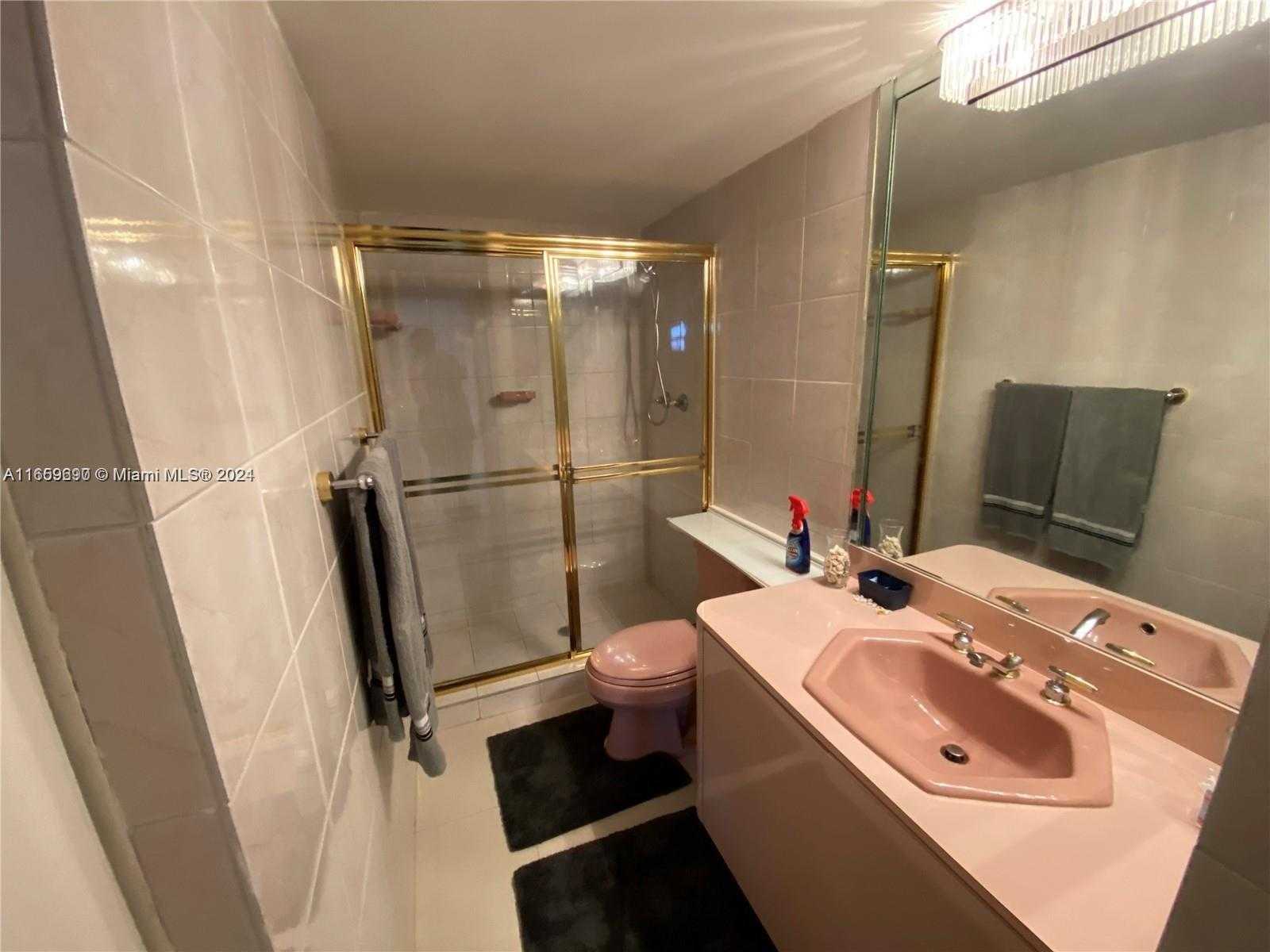 Small Image of 2030 SOUTH OCEAN DR #412, Hallandale Beach Number 10