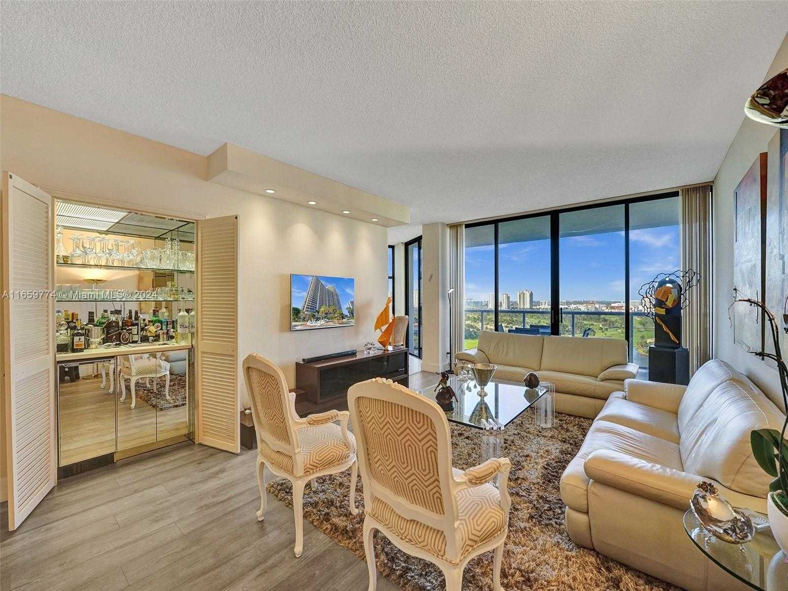 Small Image of 20281 E Country Club Dr, Aventura, FL 33180, USA Number 6