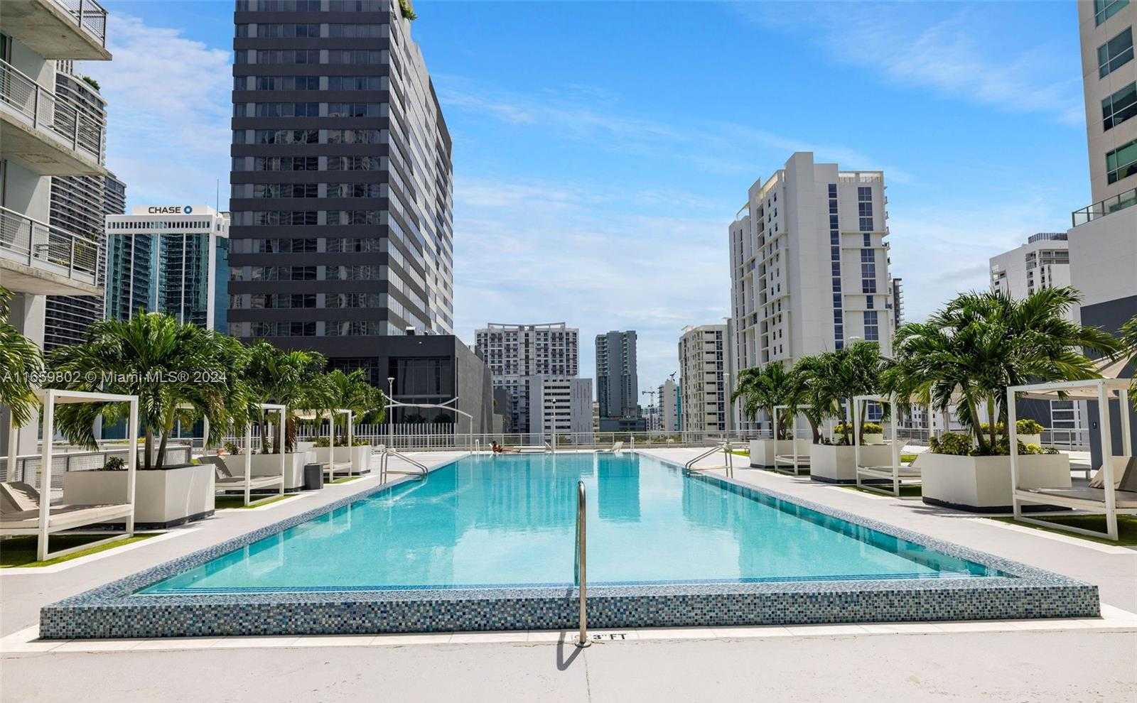 Small Image of 690 SOUTH WEST 1ST CT #2730, Miami Number 29