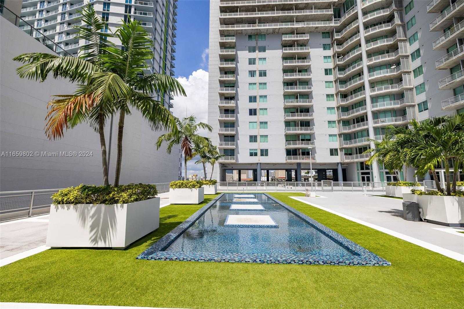 Small Image of 690 SOUTH WEST 1ST CT #2730, Miami Number 30