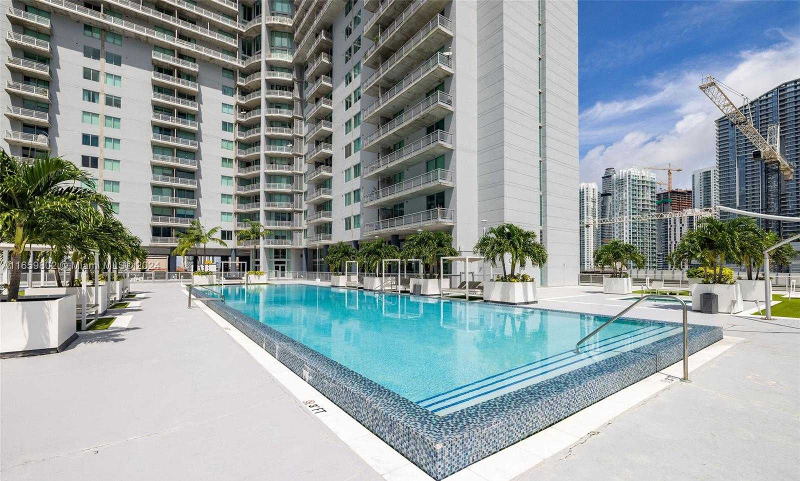 Small Image of 690 SOUTH WEST 1ST CT #2730, Miami Number 32