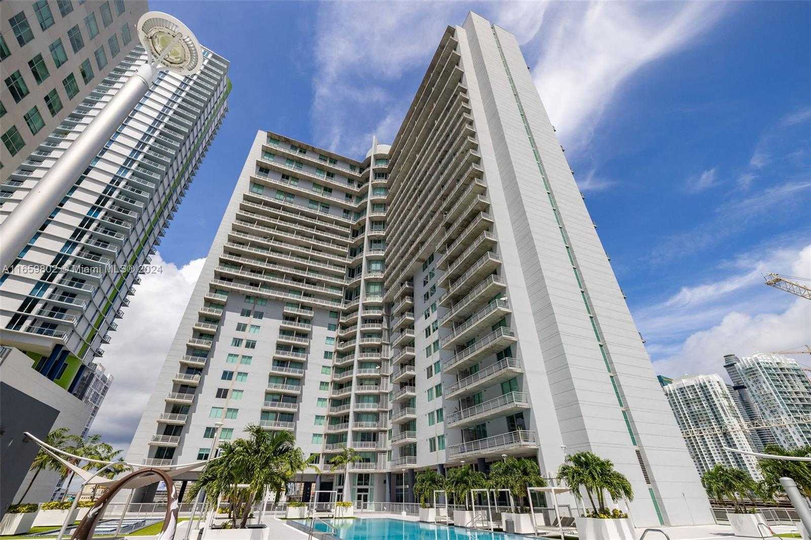 Small Image of 690 SOUTH WEST 1ST CT #2730, Miami Number 33
