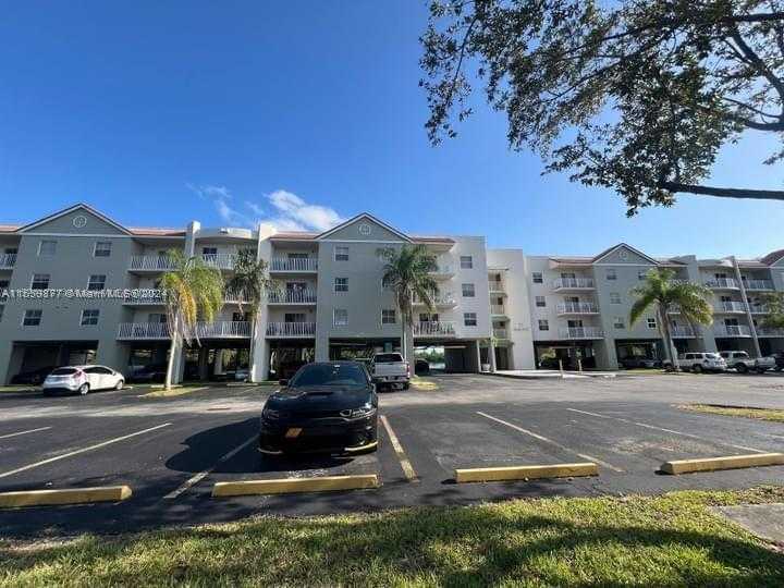 Small Image of 8240 SOUTH WEST 210TH ST #302, Cutler Bay Number 3