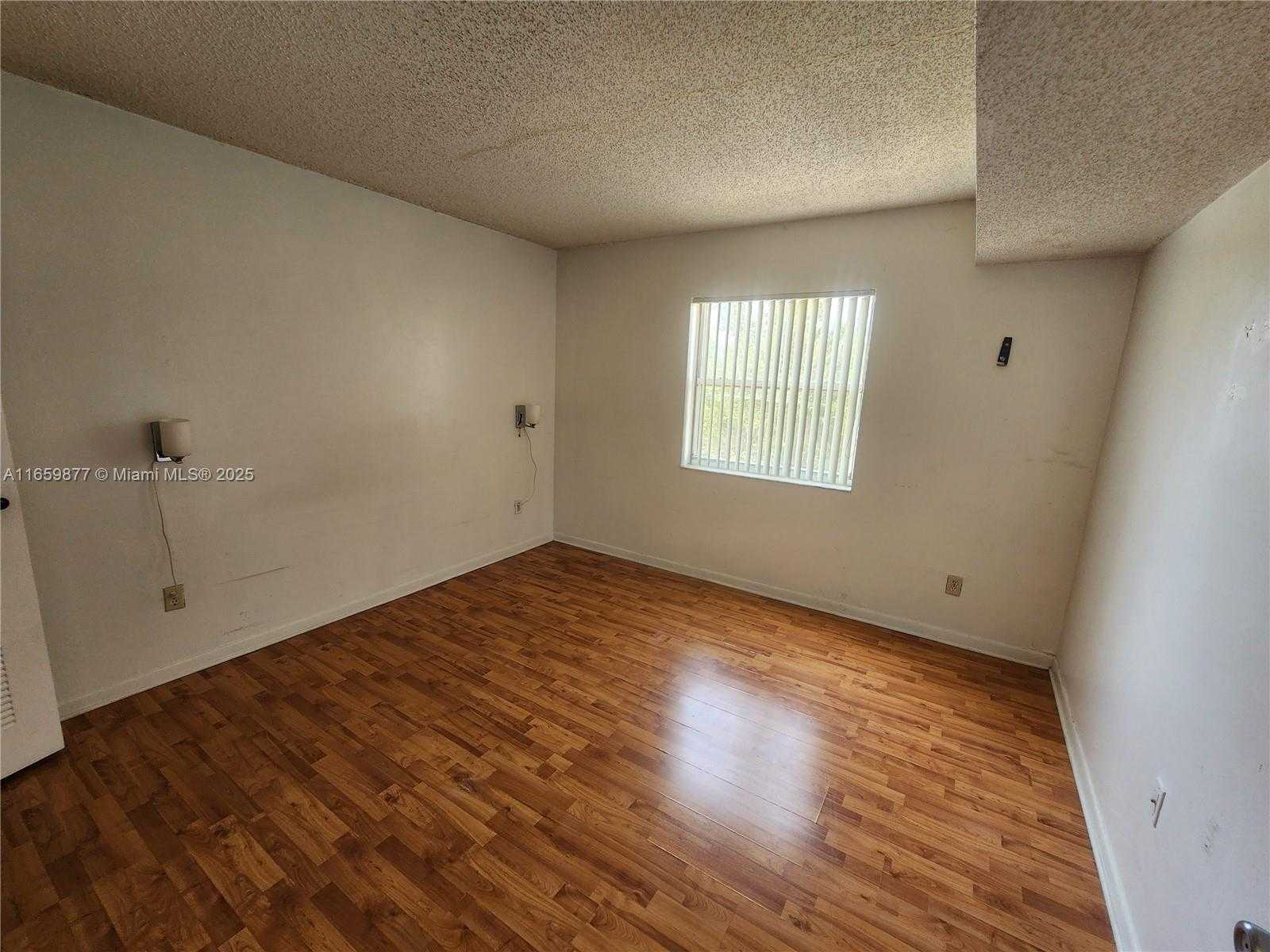 Small Image of 8240 SOUTH WEST 210TH ST #302, Cutler Bay Number 9