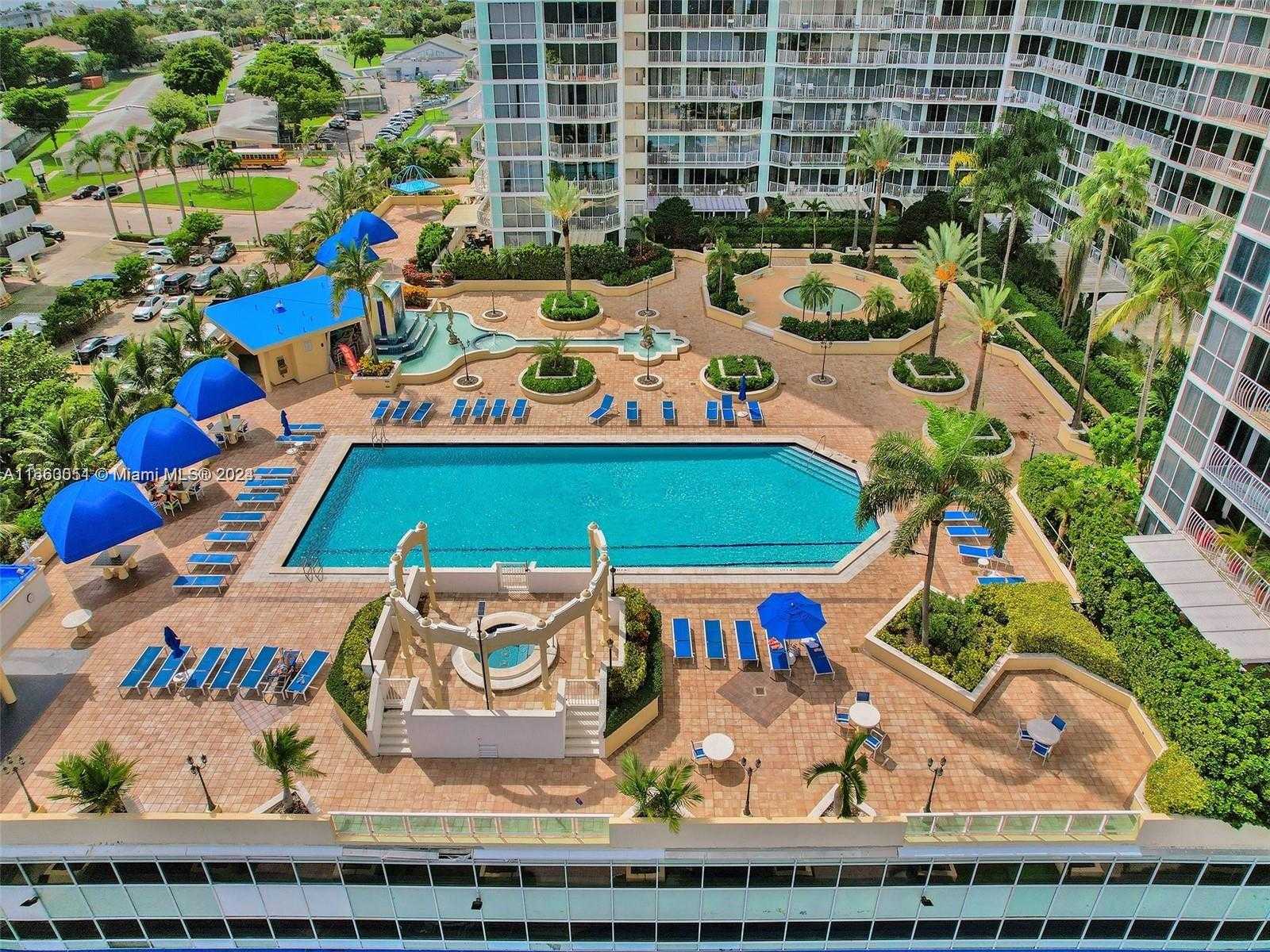Small Image of 7601 EAST TREASURE DR #2418, North Bay Village Number 13