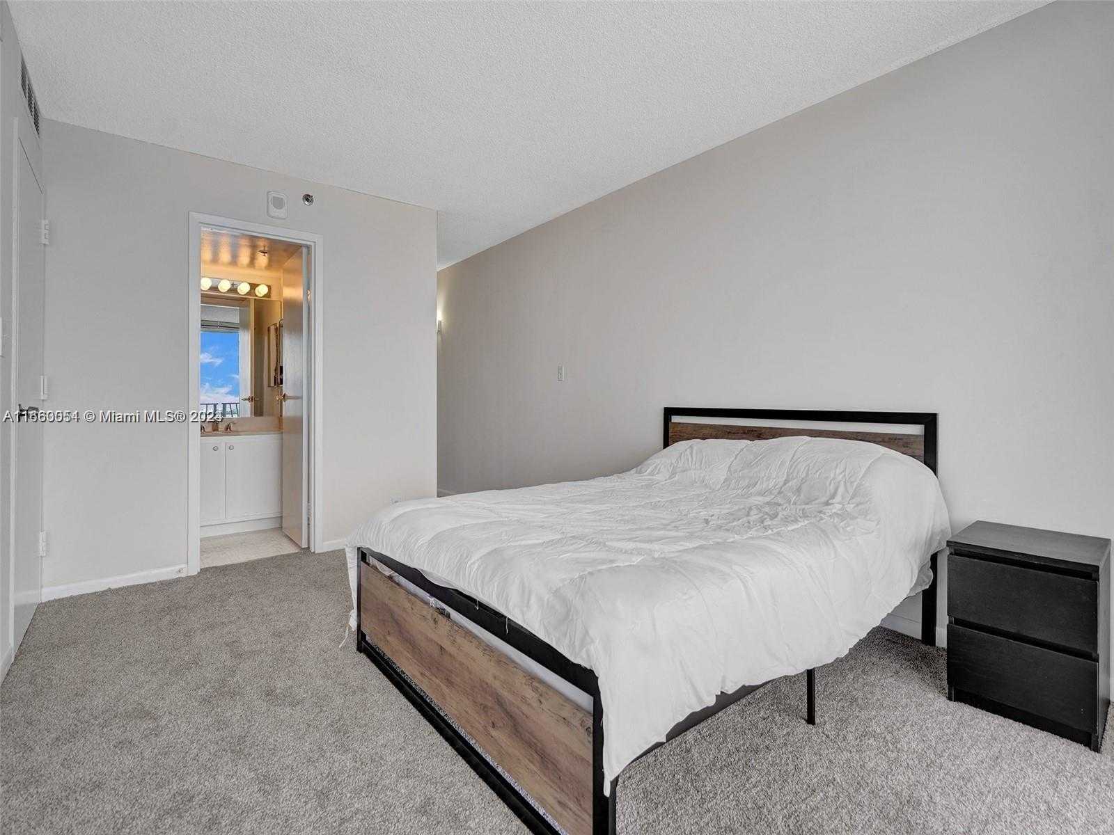 Small Image of 7601 EAST TREASURE DR #2418, North Bay Village Number 35