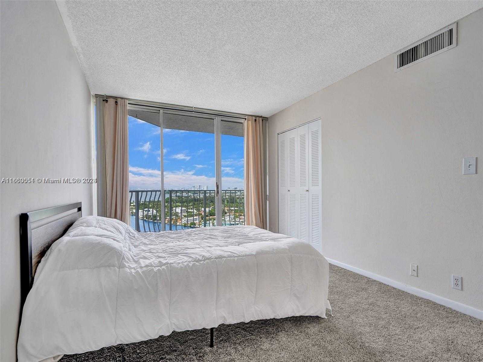 Small Image of 7601 EAST TREASURE DR #2418, North Bay Village Number 36