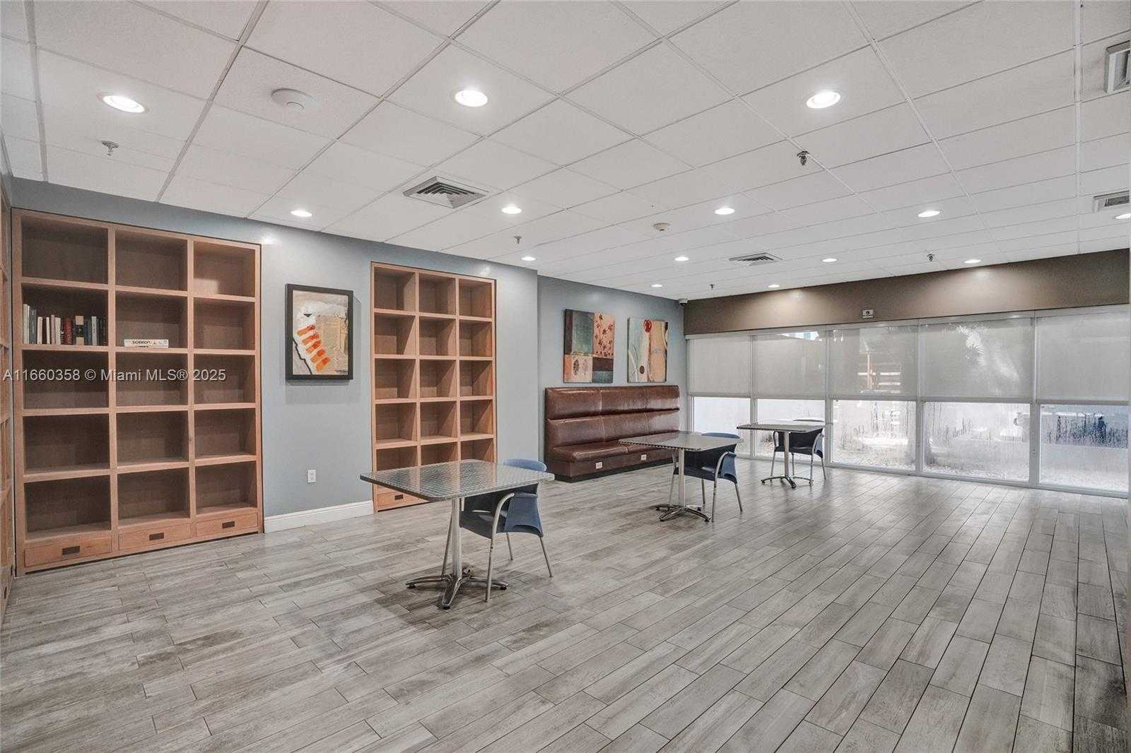 Small Image of 850 NORTH MIAMI AVE #W-1810, Miami Number 23