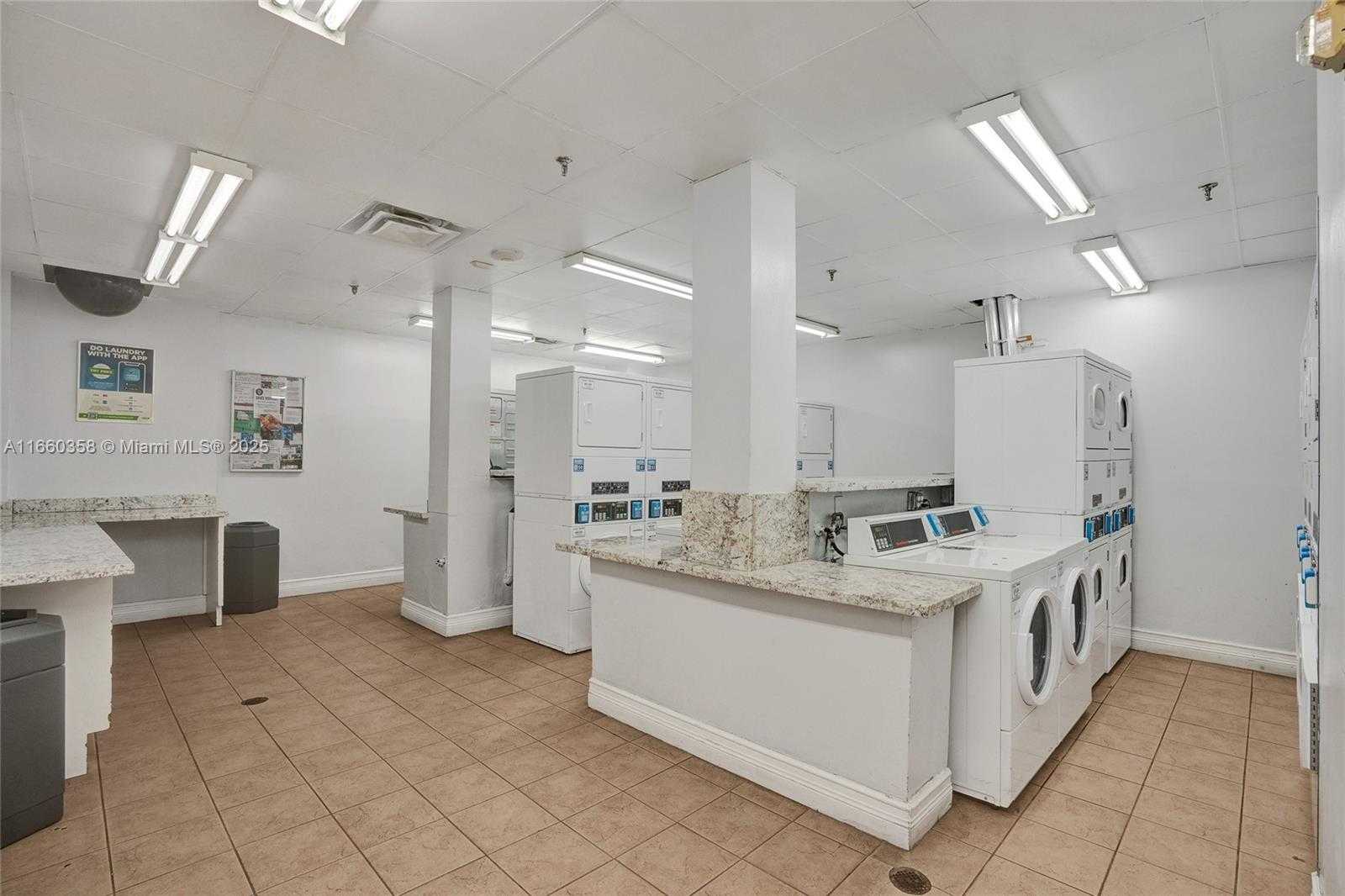Small Image of 850 NORTH MIAMI AVE #W-1810, Miami Number 24