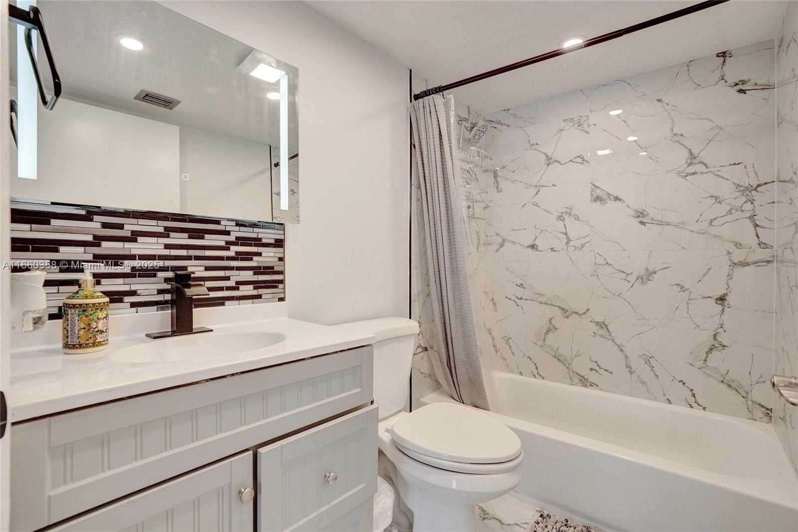 Small Image of 850 NORTH MIAMI AVE #W-1810, Miami Number 6