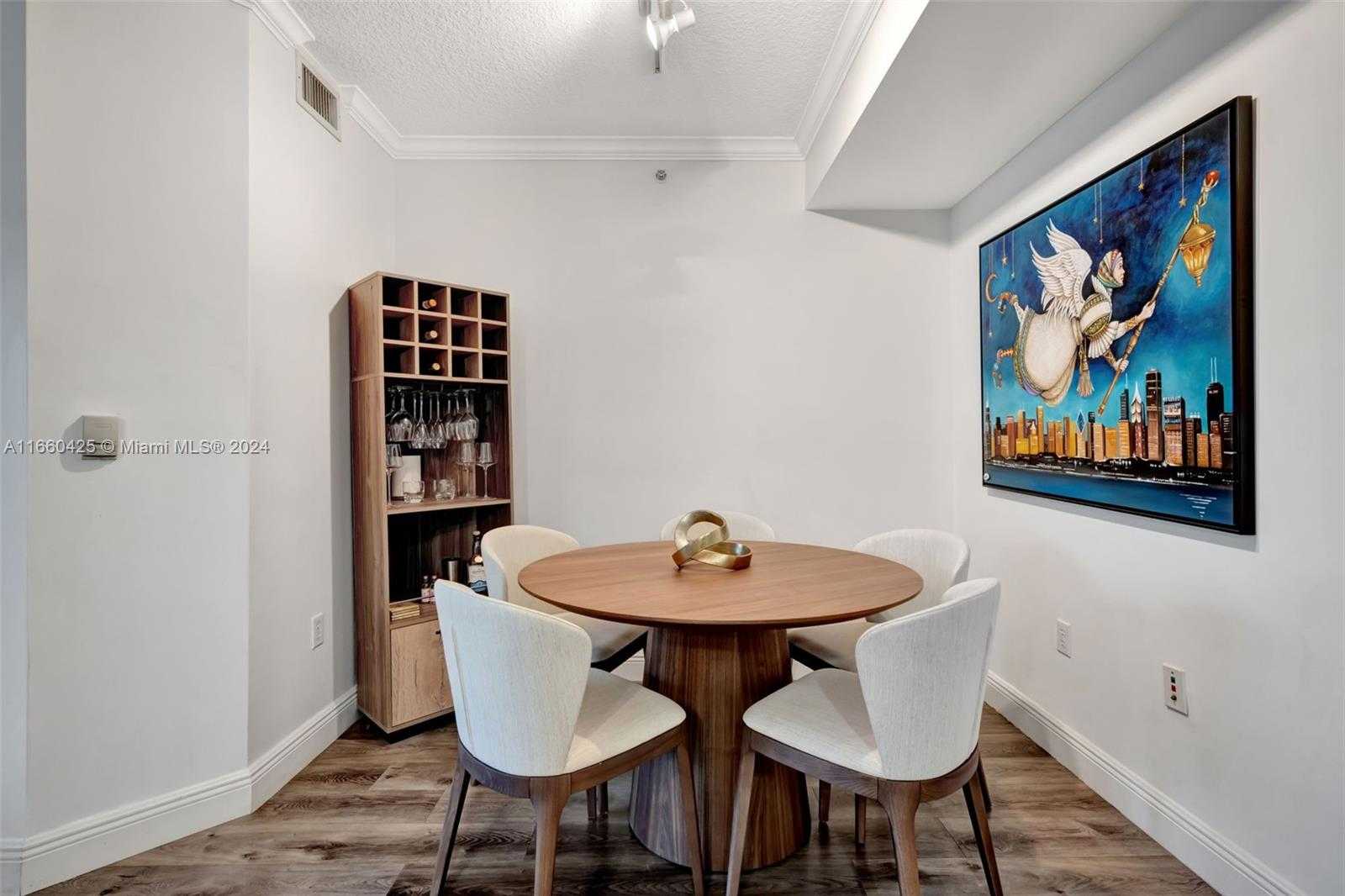 Small Image of 2000 NORTH BAYSHORE DR #303, Miami Number 11