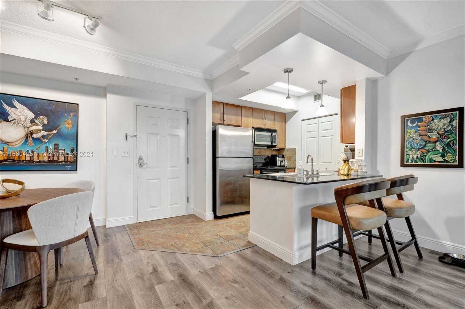 Small Image of 2000 NORTH BAYSHORE DR #303, Miami Number 13