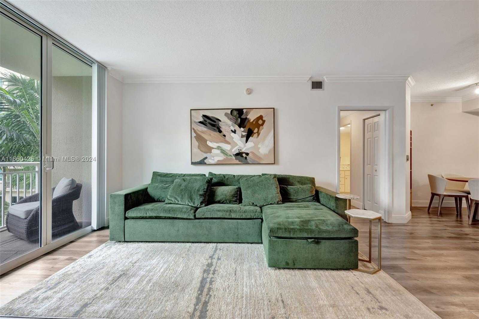 Small Image of 2000 NORTH BAYSHORE DR #303, Miami Number 18