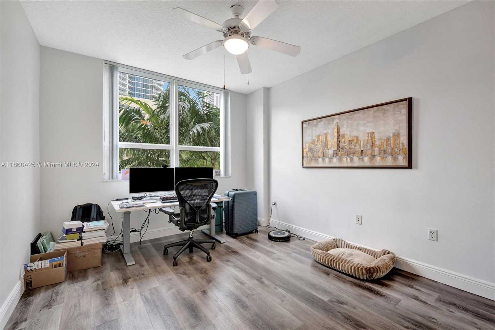 Small Image of 2000 NORTH BAYSHORE DR #303, Miami Number 23