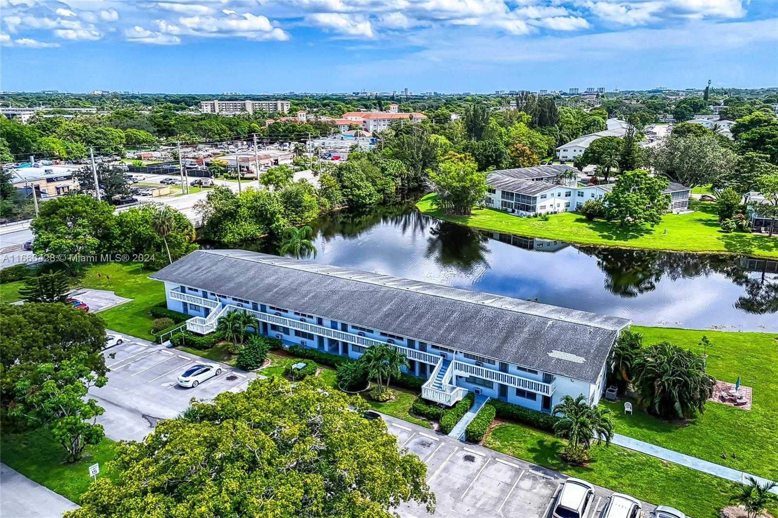 Small Image of 173 ELLESMERE C #173, Deerfield Beach Number 36