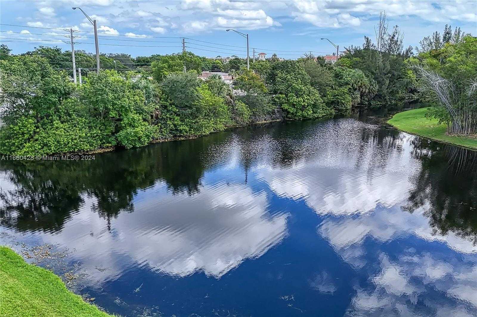Small Image of 173 ELLESMERE C #173, Deerfield Beach Number 44