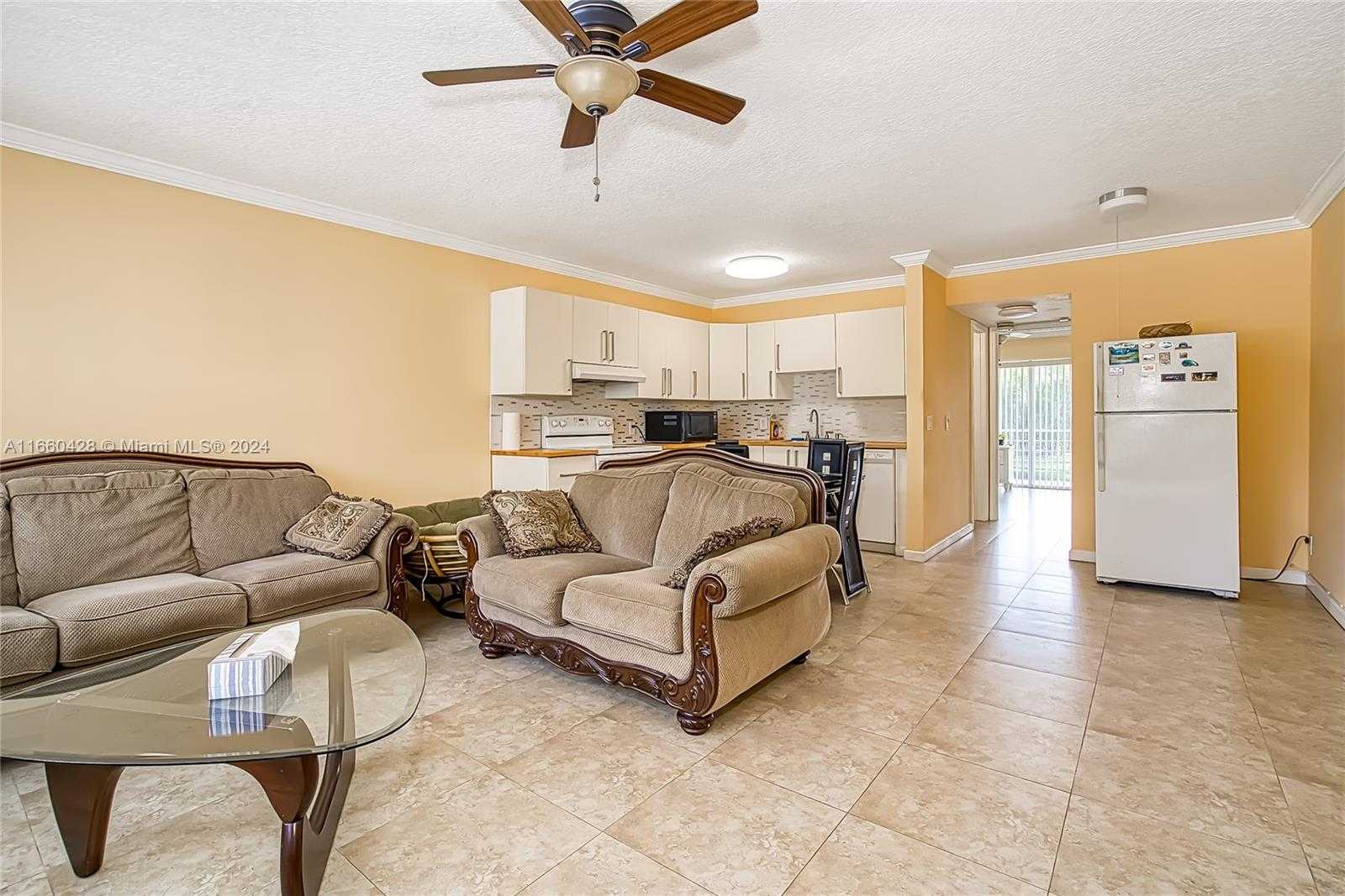 Small Image of 173 ELLESMERE C #173, Deerfield Beach Number 5