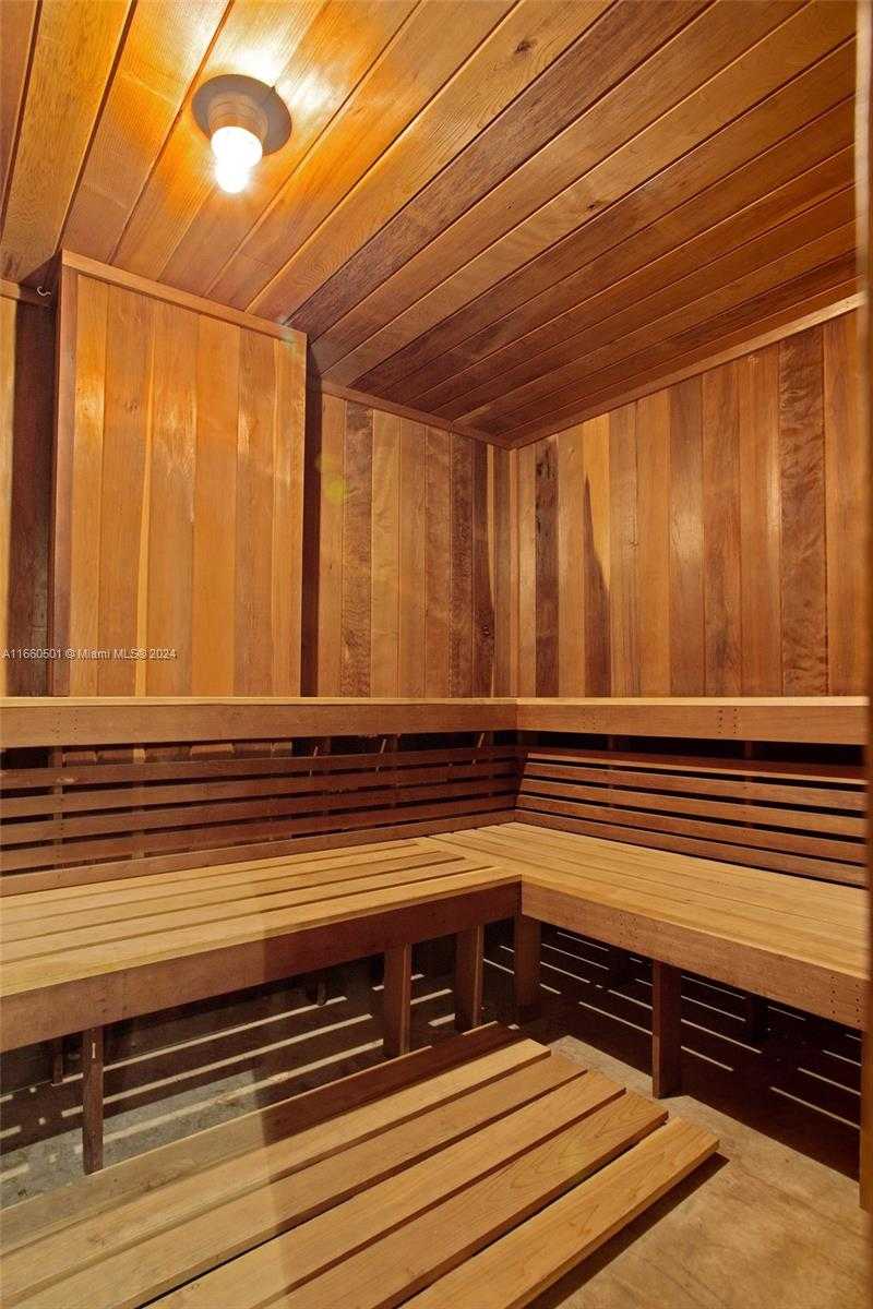 Small Image of 1623 COLLINS AVE #215, Miami Beach Number 19
