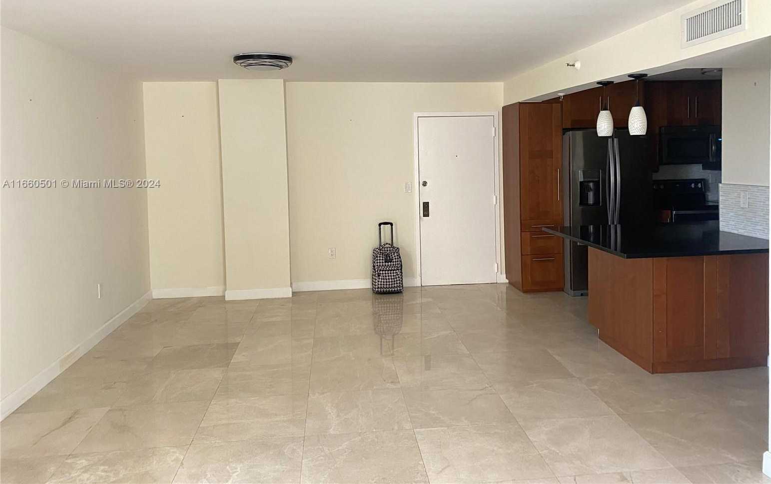 Small Image of 1623 COLLINS AVE #215, Miami Beach Number 6