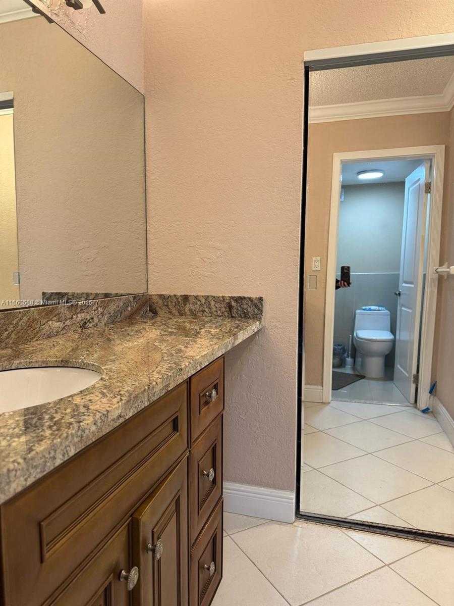 Small Image of 3800 SOUTH OCEAN DR #1620, Hollywood Number 31