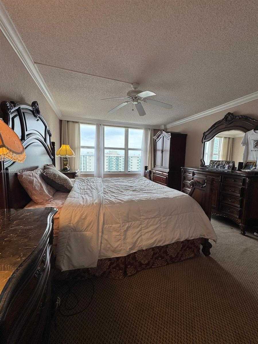 Small Image of 3800 SOUTH OCEAN DR #1620, Hollywood Number 33
