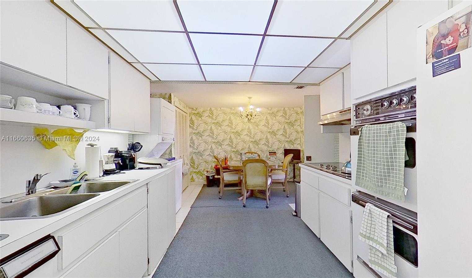 Small Image of 1800 NORTH EAST 114TH ST #1411, Miami Number 6