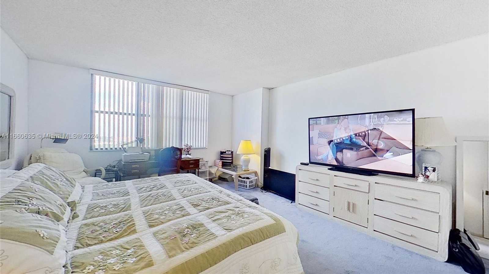 Small Image of 1800 NORTH EAST 114TH ST #1411, Miami Number 8