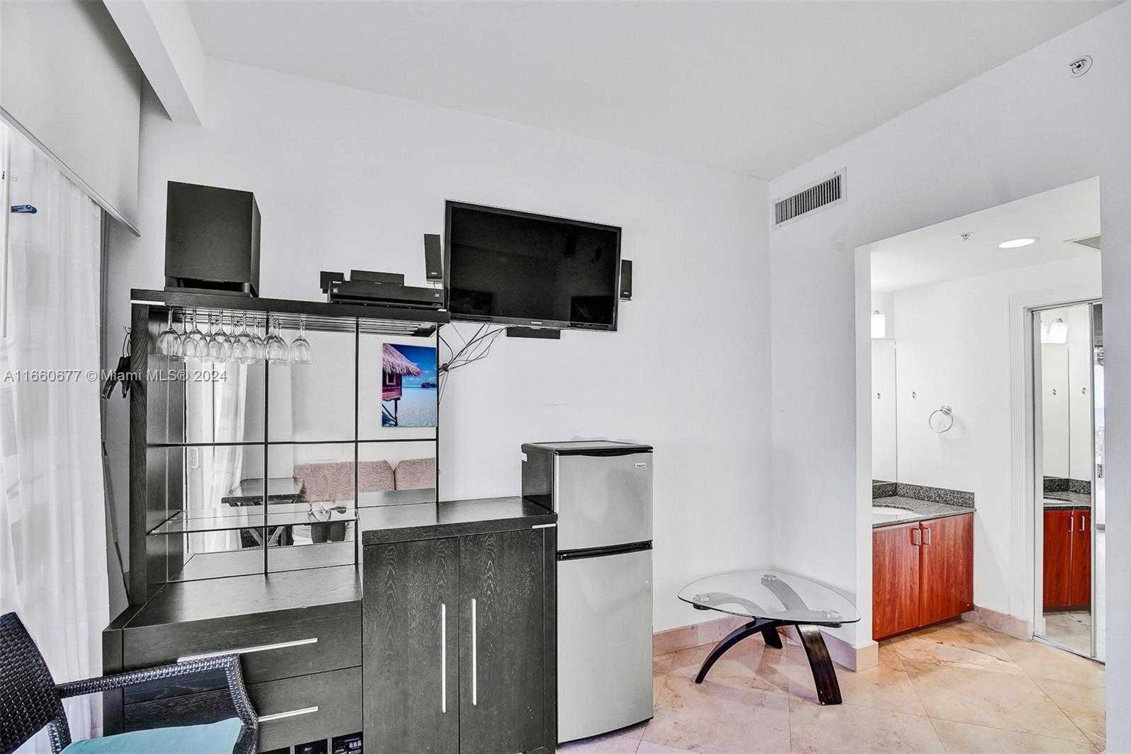 Small Image of 18201 COLLINS AVE #3404, Sunny Isles Beach Number 48
