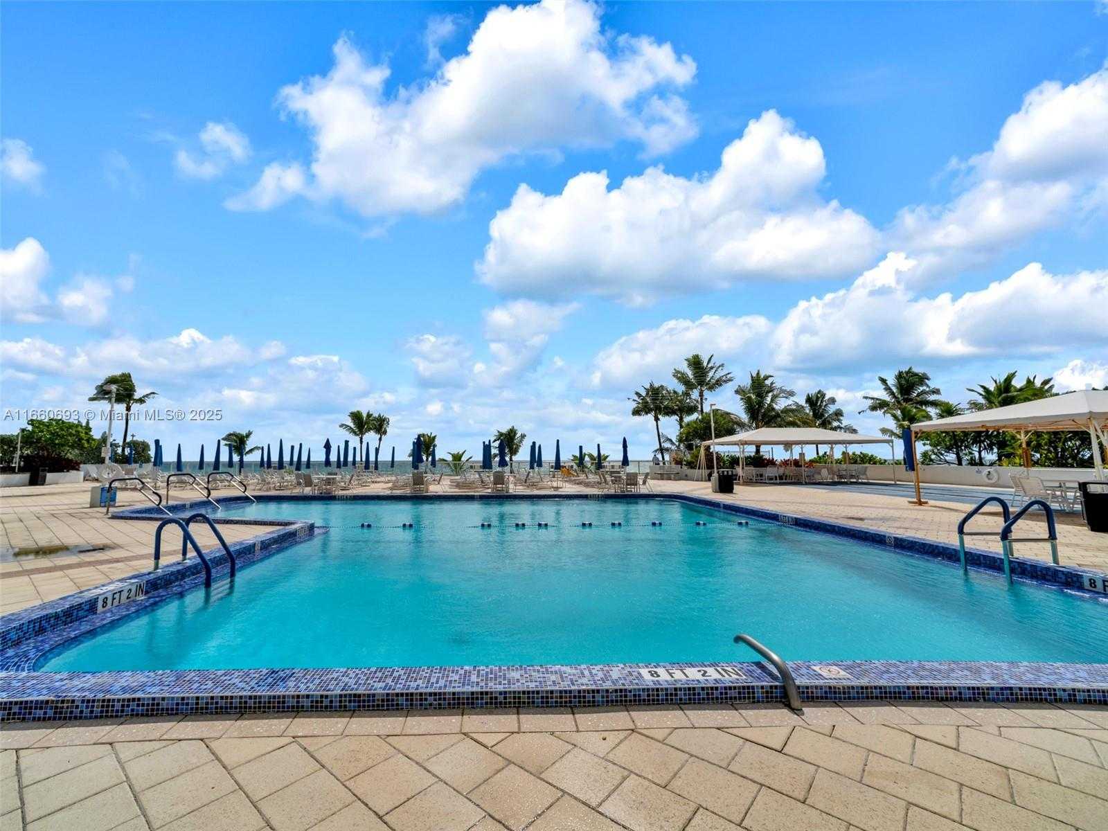 Small Image of 2030 #523, Hallandale Beach Number 22