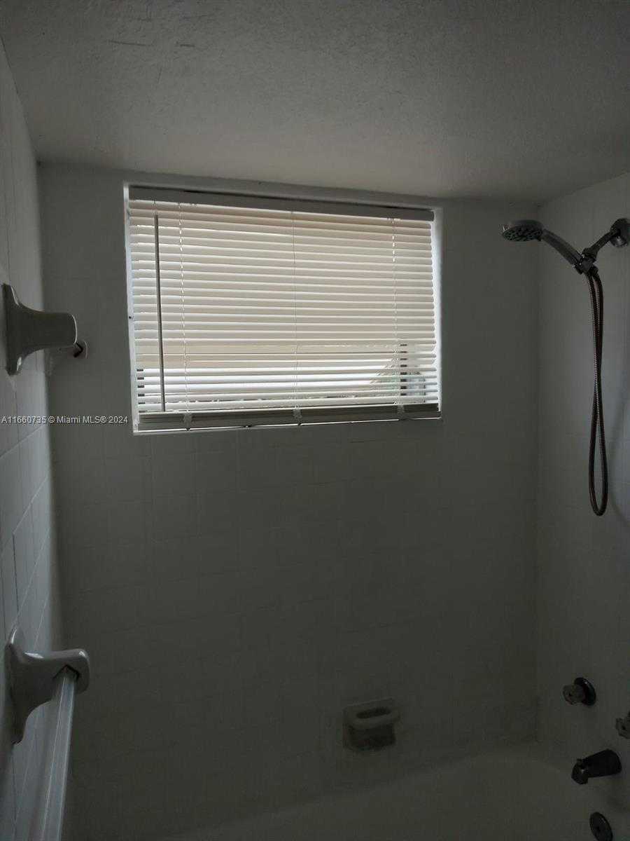 Small Image of 1230 WEST 54TH ST #216A, Hialeah Number 26