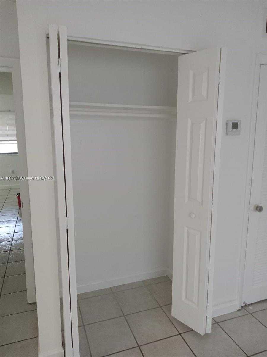 Small Image of 1230 WEST 54TH ST #216A, Hialeah Number 27