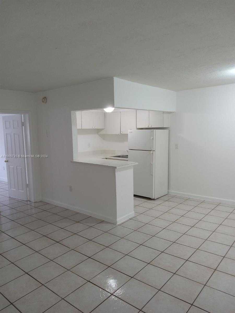 Small Image of 1230 WEST 54TH ST #216A, Hialeah Number 7