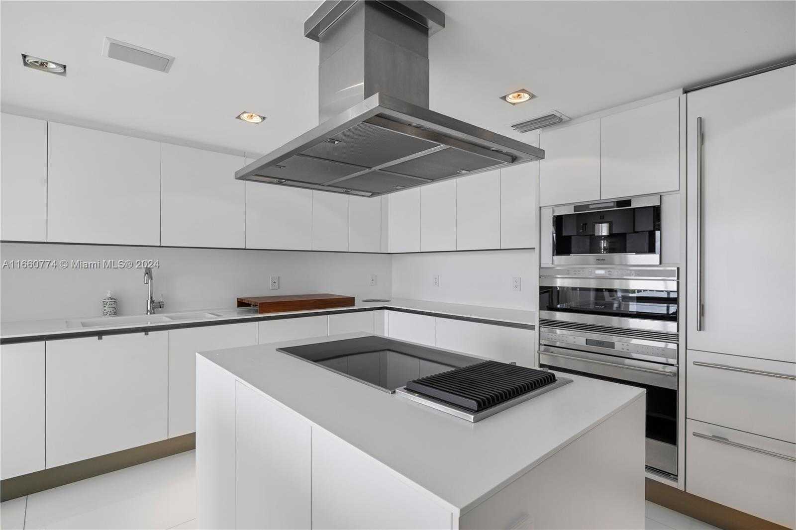 Small Image of 10155 COLLINS AVE #1210, Bal Harbour Number 11