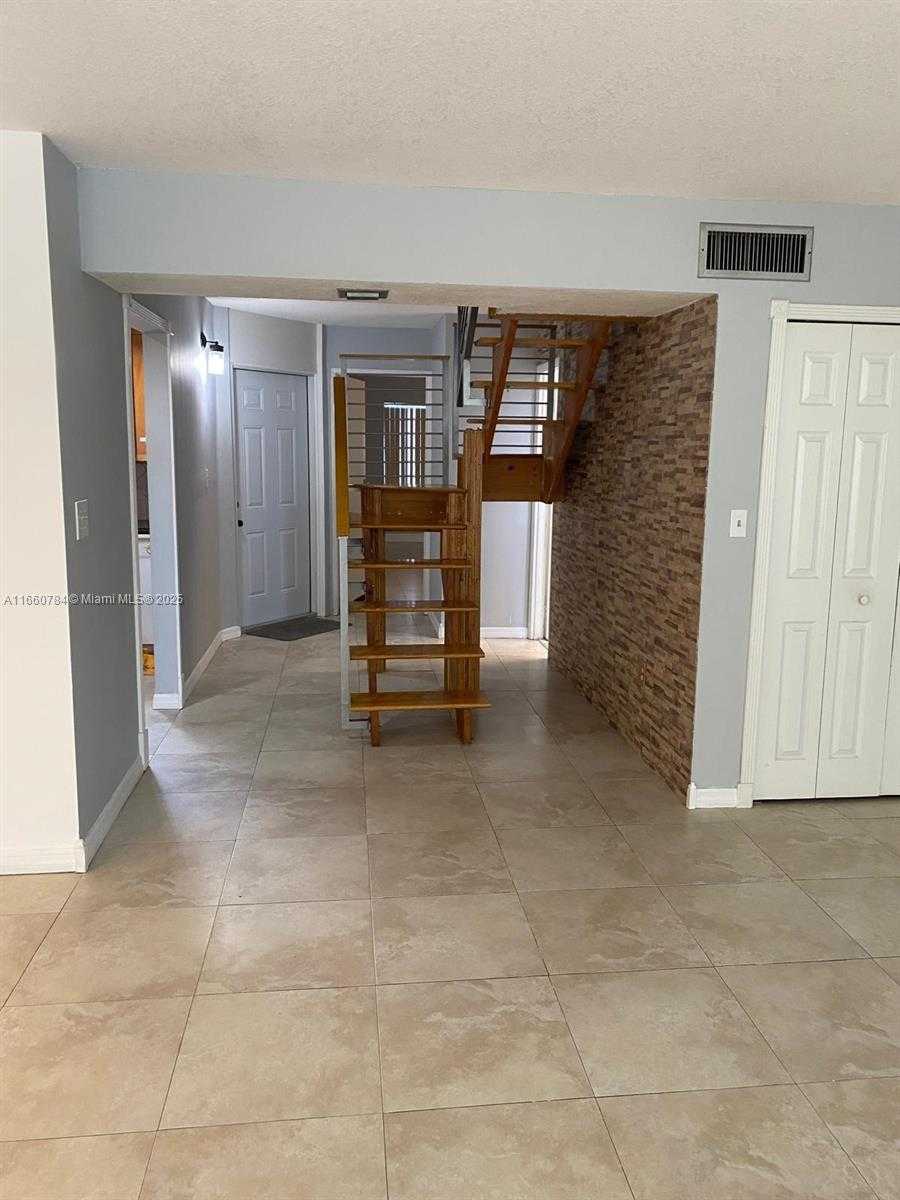 Small Image of 1182 WEST 37TH TER #11, Hialeah Number 14
