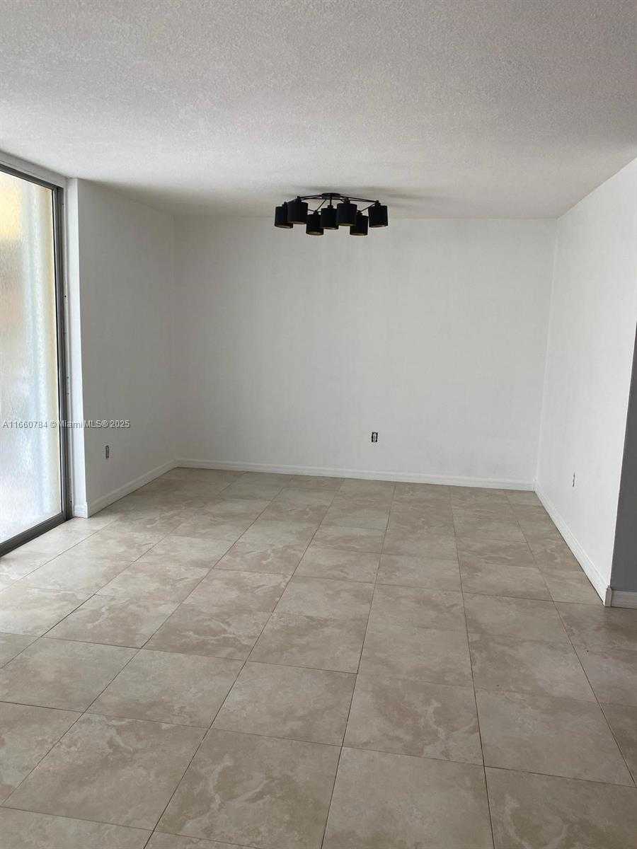 Small Image of 1182 WEST 37TH TER #11, Hialeah Number 17
