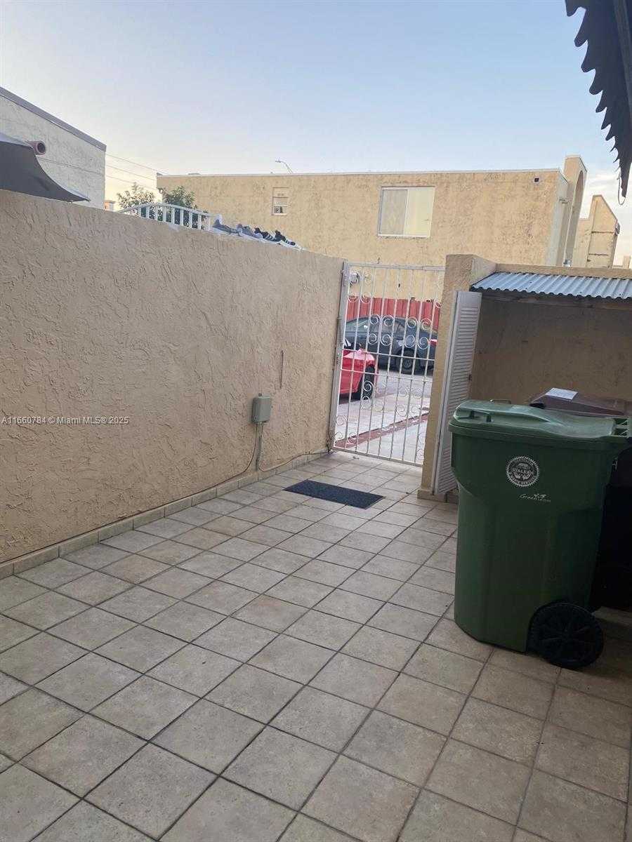 Small Image of 1182 WEST 37TH TER #11, Hialeah Number 37