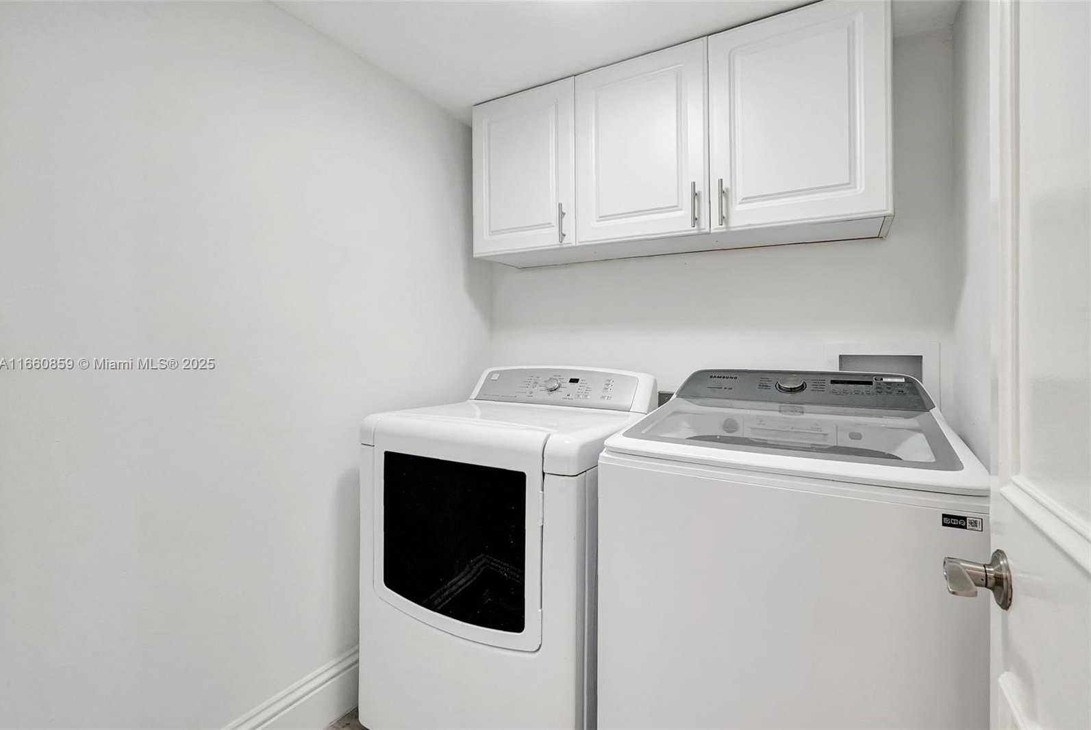 Small Image of 1000 ISLAND BLVD #707, Aventura Number 28