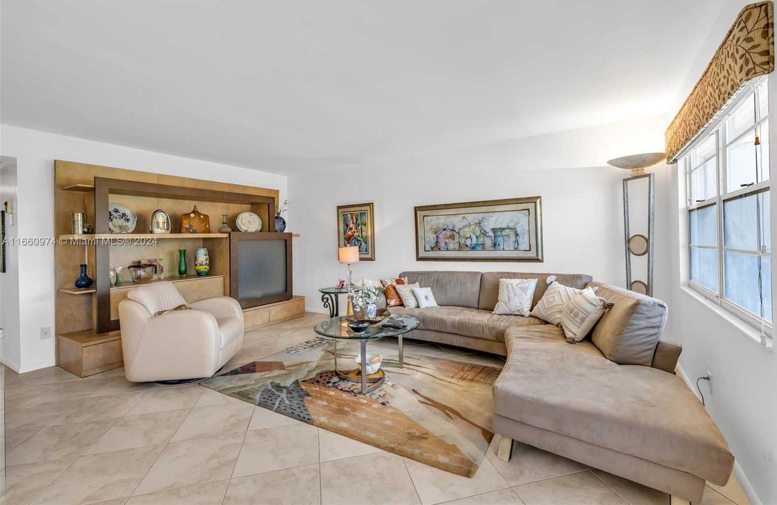 Small Image of 245 GRANTHAM C #245, Deerfield Beach Number 11