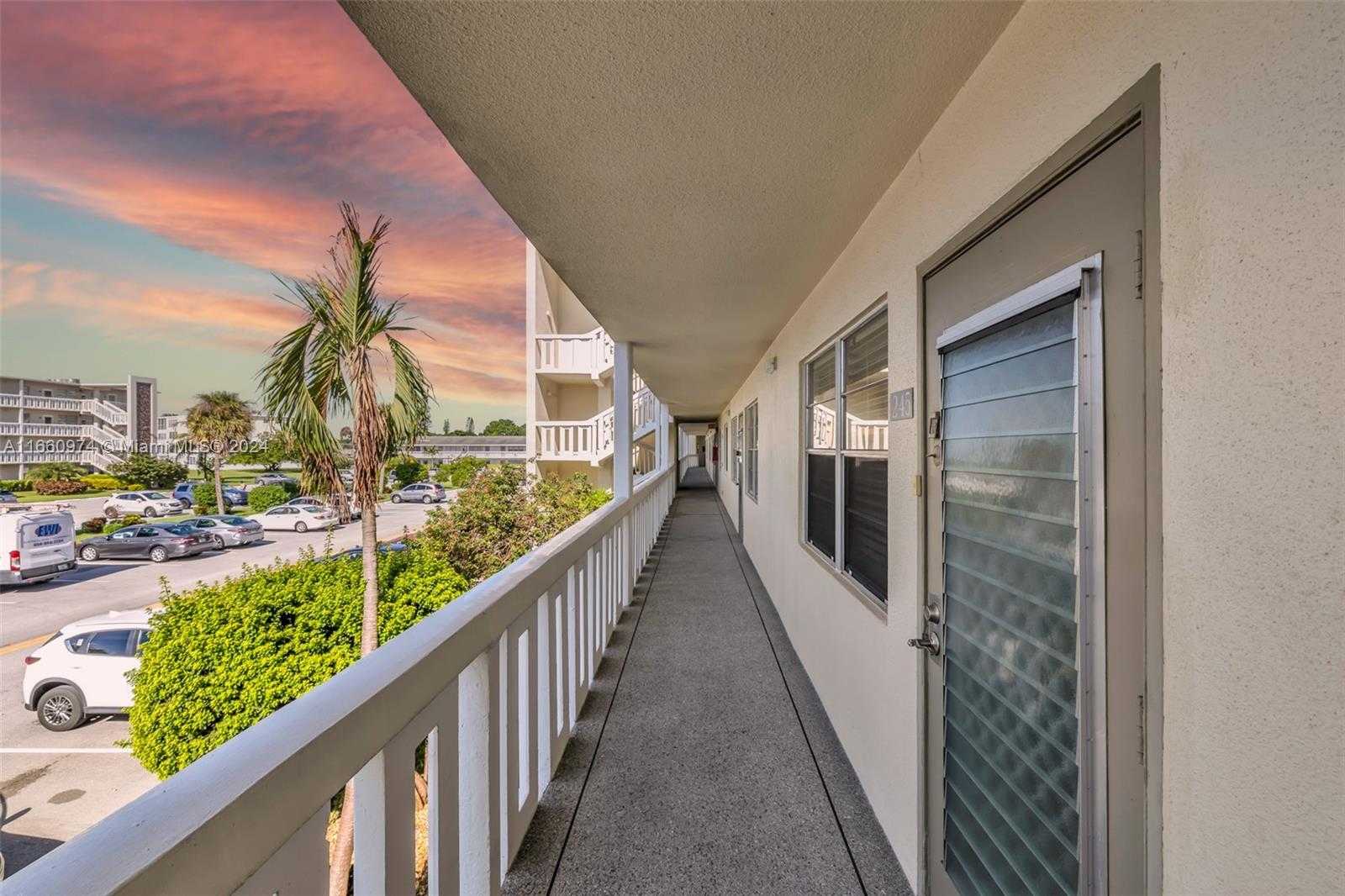 Small Image of 245 GRANTHAM C #245, Deerfield Beach Number 8