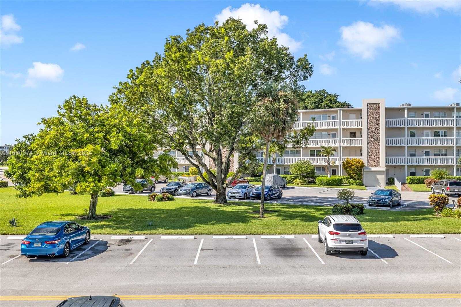 Small Image of 245 GRANTHAM C #245, Deerfield Beach Number 9