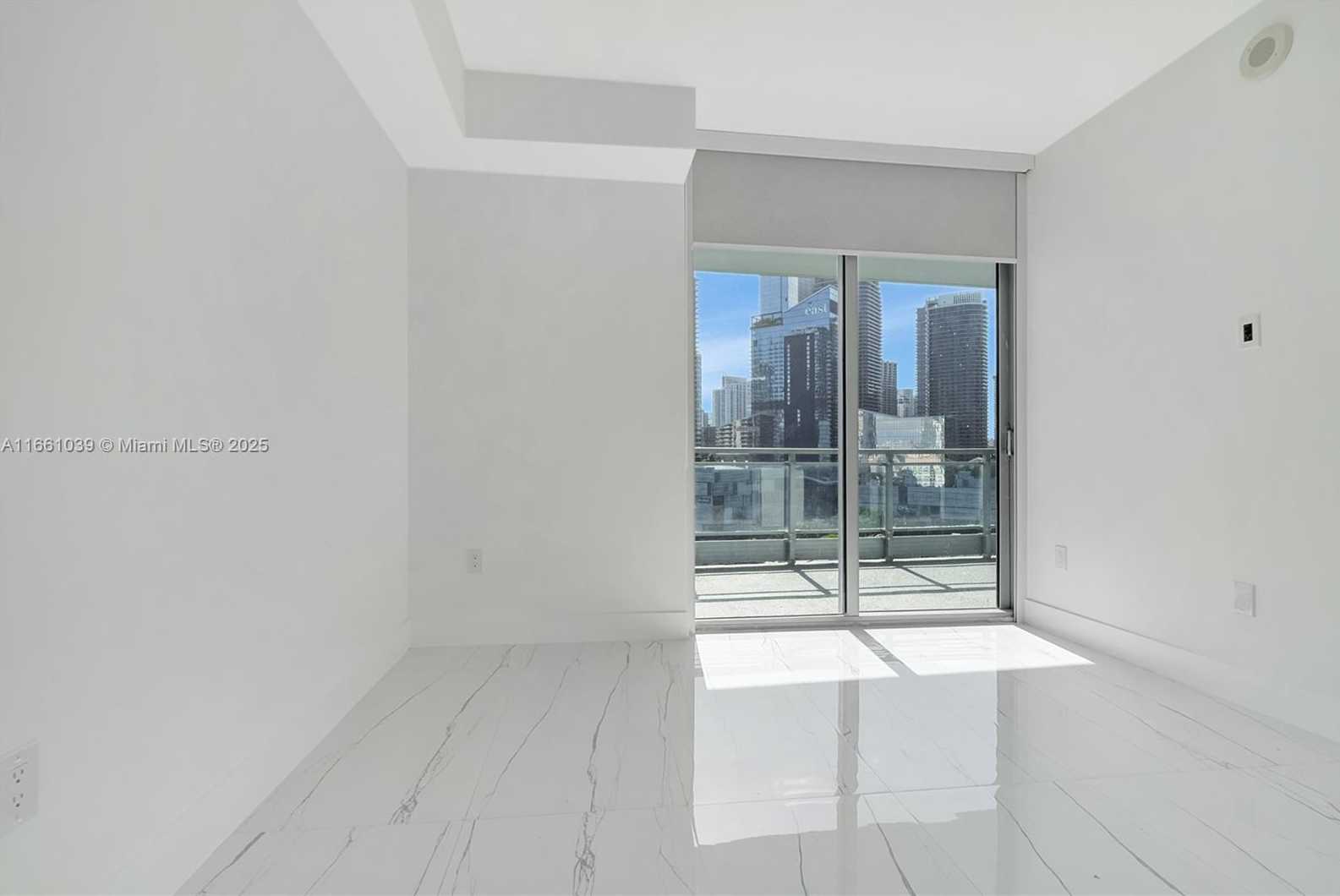 Small Image of 90 SOUTH WEST 3RD ST #1602, Miami Number 18