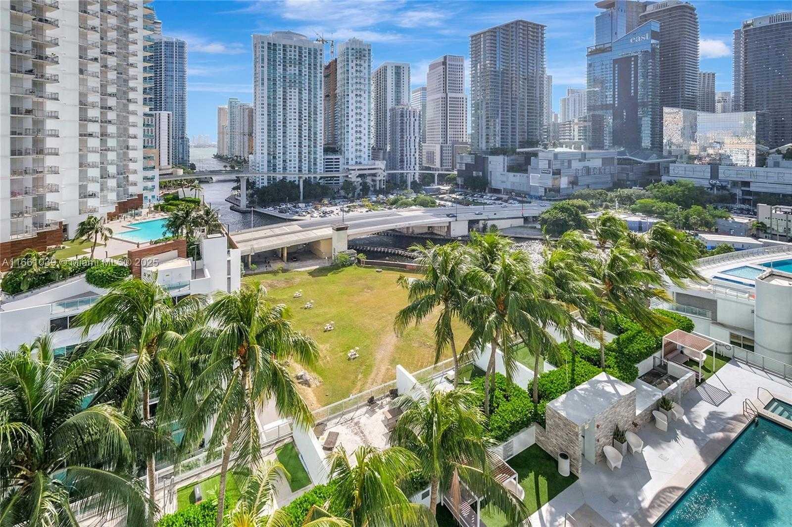 Small Image of 90 SOUTH WEST 3RD ST #1602, Miami Number 32