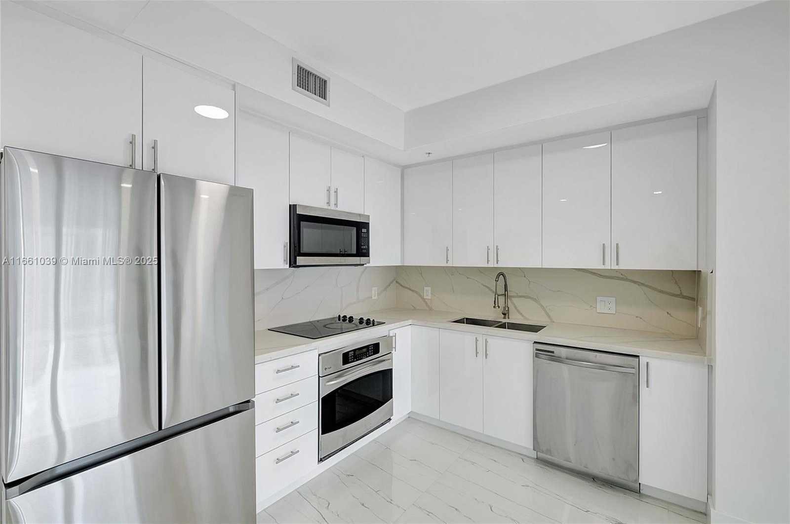 Small Image of 90 SOUTH WEST 3RD ST #1602, Miami Number 35