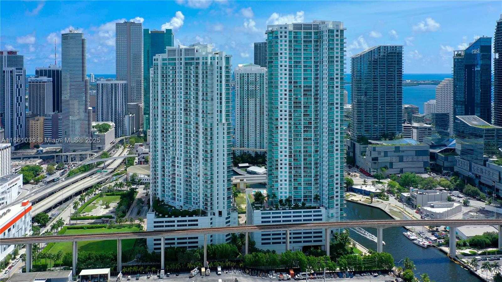 Small Image of 90 SOUTH WEST 3RD ST #1602, Miami Number 47